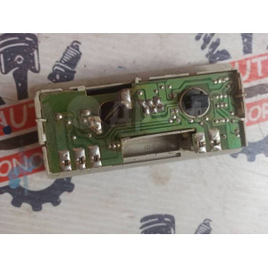 Плафон салонный Chery Amulet A15 в Омске
