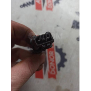Датчик детонации Kia/Hyundai 3925026600 в Омске