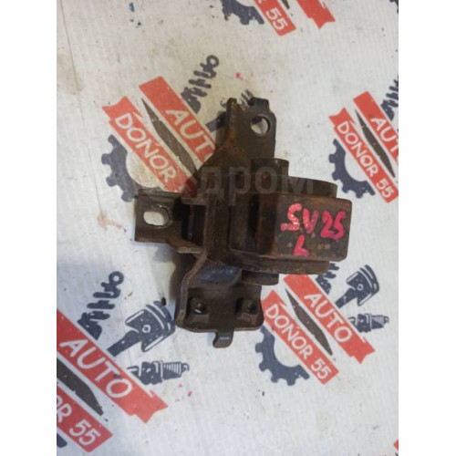 Подушка опора ДВС левая Toyota Camry/Vista SV25 МТ 1237274080 в Омске