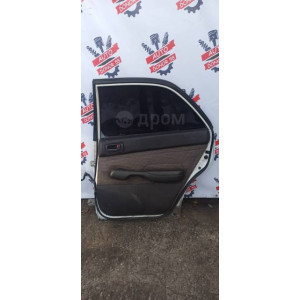 Дверь задняя правая Toyota Carina T19 в Омске