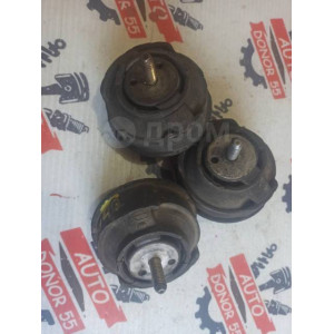 Подушка опора ДВС BMW 3 E45 N42 в Омске