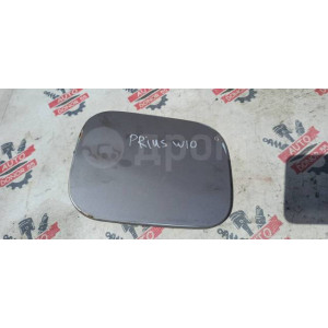 Лючок бензобака Toyota Prius NHW10 в Омске