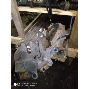 Замок капота Toyota Corolla/Sprinter E110 в Омске