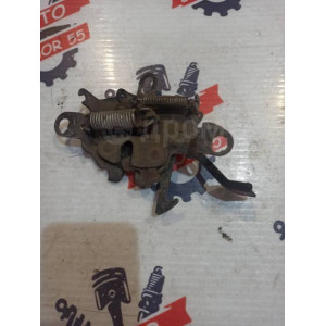 Замок капота Toyota Corolla/Sprinter E110 в Омске