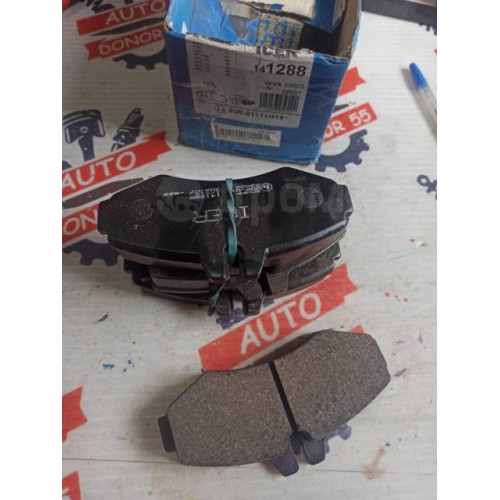 Колодки тормозные передние Mercedes Benz Icer 141288 в Омске
