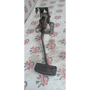 Педаль тормоза KIA Sorento BL 2002-2009 в Омске