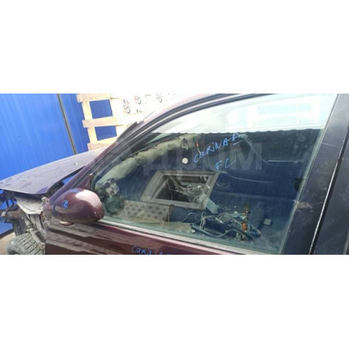 Стекло двери передней левой Toyota Carina E/Corona T190 в Омске