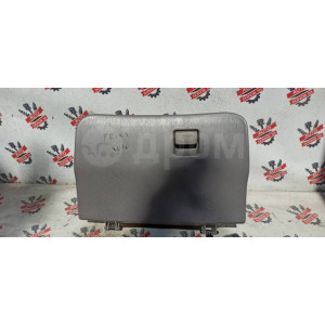 Бардачок Toyota Prius NHW10 в Омске