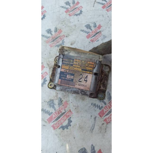 Блок управления Airbag Toyota Platz NCP10 8917052320 в Омске