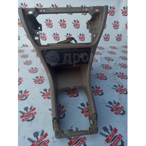 Консоль центральная Toyota Camry/Vista SV40 в Омске