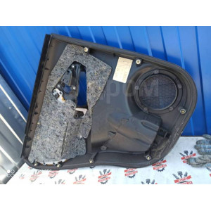 Обшивка двери задняя правая Toyota RAV4 ACA30 в Омске