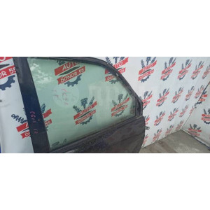 Стекло двери передней правой Mitsubishi Mirage Dingo CQ в Омске