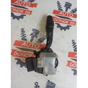 Переключатель подрулевой гитара на свет Toyota 84140-32240 в Омске