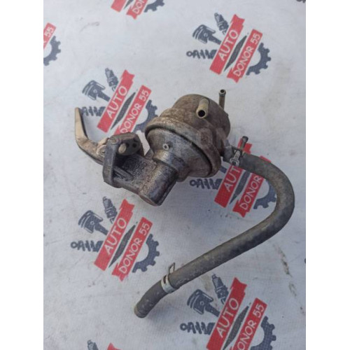 Насос топливный Toyota 2E, 3E 23100-19255 в Омске