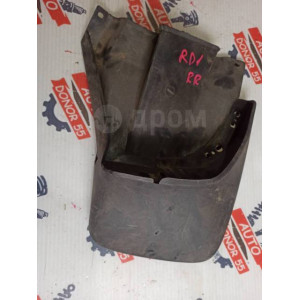 Брызговик задний правый Honda CR-V RD1 в Омске