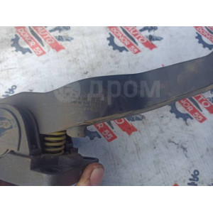Педаль газа Peugeot 206 в Омске