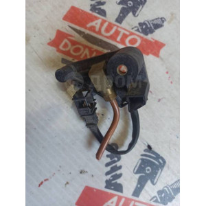 Клапан пневмоподвески Porsche Cayenne/VW Touareg 7L0616751A в Омске