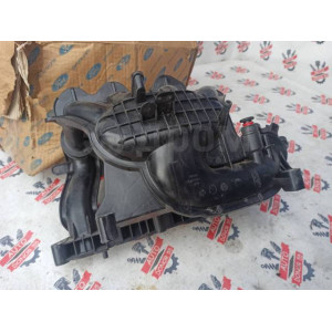 Коллектор впускной Ford Fiesta/Focus/Fusion 8a6g9424bb в Омске
