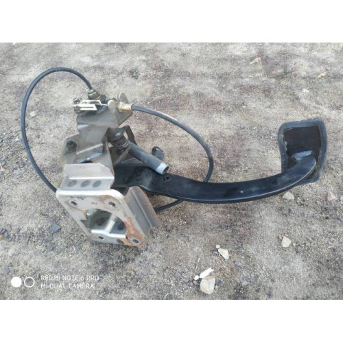 Педаль тормоза Mitsubishi Emeraude, Galant, Eterna в Омске