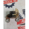 Датчик удара Toyota Camry/Vista SV40 8917930010 в Омске