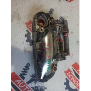 Ручка двери передняя левая Nissan Sunny B15 в Омске