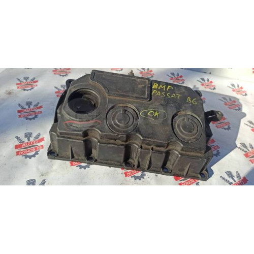 Крышка клапанов VAG 03g103475e, 03g103469g дефект в Омске