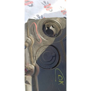 Крышка клапанов VAG 03g103475e, 03g103469g дефект в Омске