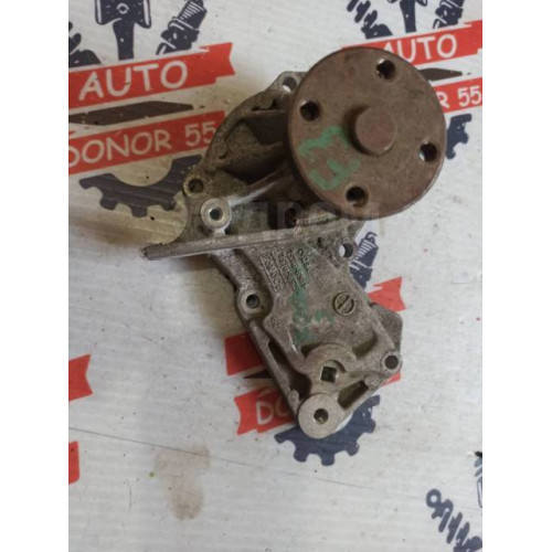 Помпа водяная Ford Focus III 1778516 в Омске