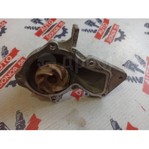 Помпа водяная Ford Focus III 1778516 в Омске