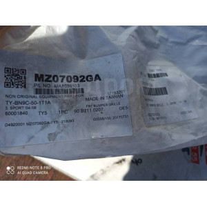 Решётка в бампер Mazda 3/ Axela (MZ07092GA) Sport TYPE в Омске