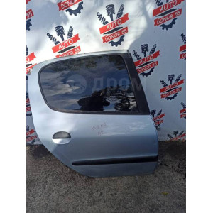 Дверь задняя правая Peugeot 206 седан в Омске