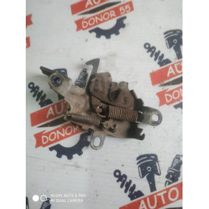 Замок капота Toyota Sprinter E10 в Омске