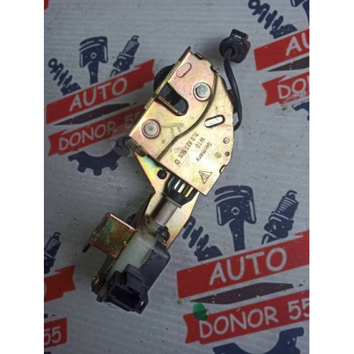 Замок багажника Volkswagen Touareg/Porsche Cayenne 7l0827506d в Омске