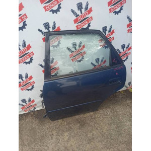 Дверь задняя левая Toyota Sprinter AE110 в Омске