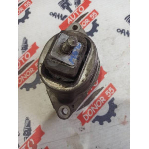 Подушка двигателя правая Land Rover Range Rover KKB000280 M62T в Омске