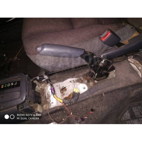 Рычаг ручного тормоза Toyota Corolla/Sprinter E100, E110 в Омске