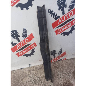 Накладка замка багажника Toyota Corolla/Sprinter E11 в Омске Накладка замка багажника Toyota Corolla/Sprinter E11 в Омске