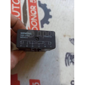 Реле Cadillac/Chevrolet/Toyota 12065122 в Омске