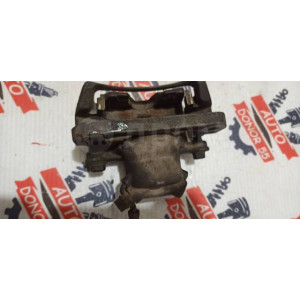 Суппорт передний правый Toyota Cami J100E, J122E в Омске