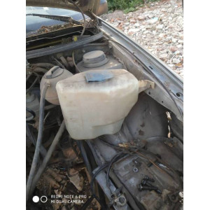 Бачок омывателя Volkswagen Passat B3 в Омске