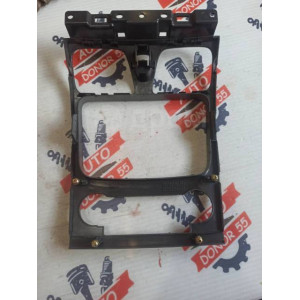 Рамка магнитолы Geely Emgrand Ec7 06822731 в Омске