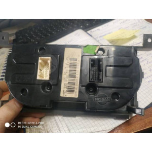 Блок управления климат контролем Nissan CUBE Z11 275003u201 в Омске