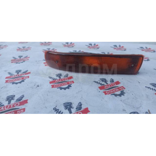 Повторитель бамперный правый Toyota Corona/Carina T170 1990-1992 в Омске