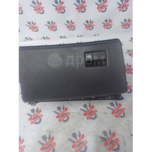 Бардачок Toyota Camry/Vista SV30 в Омске