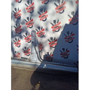 Порог со стойкой правый Peugeot 206 в Омске