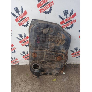 Бак топливный Toyota Corolla/Sprinter E10/E11 в Омске