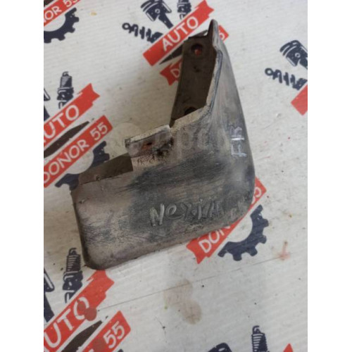 Брызговик передний правый Daewoo Nexia 96175640 в Омске