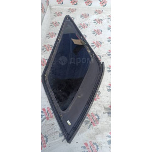 Стекло собачатника правое KIA Sorento BL 2002-2009г в Омске