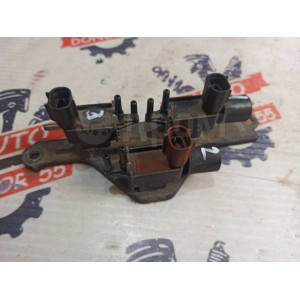 Блок вакуумных клапанов Toyota 2C 25860-64130 в Омске Блок вакуумных клапанов Toyota 2C 25860-64130 в Омске