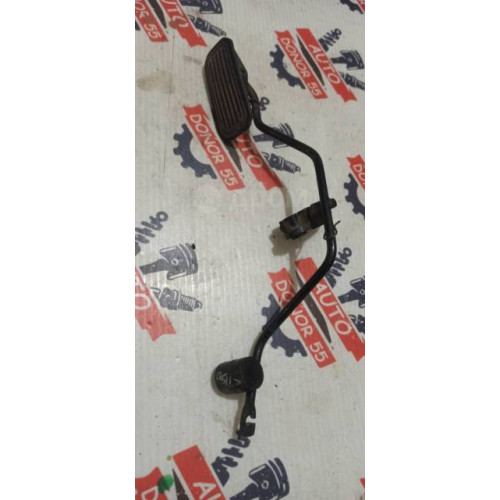 Педаль газа Toyota Carina/Corona/Caldina CT190 в Омске